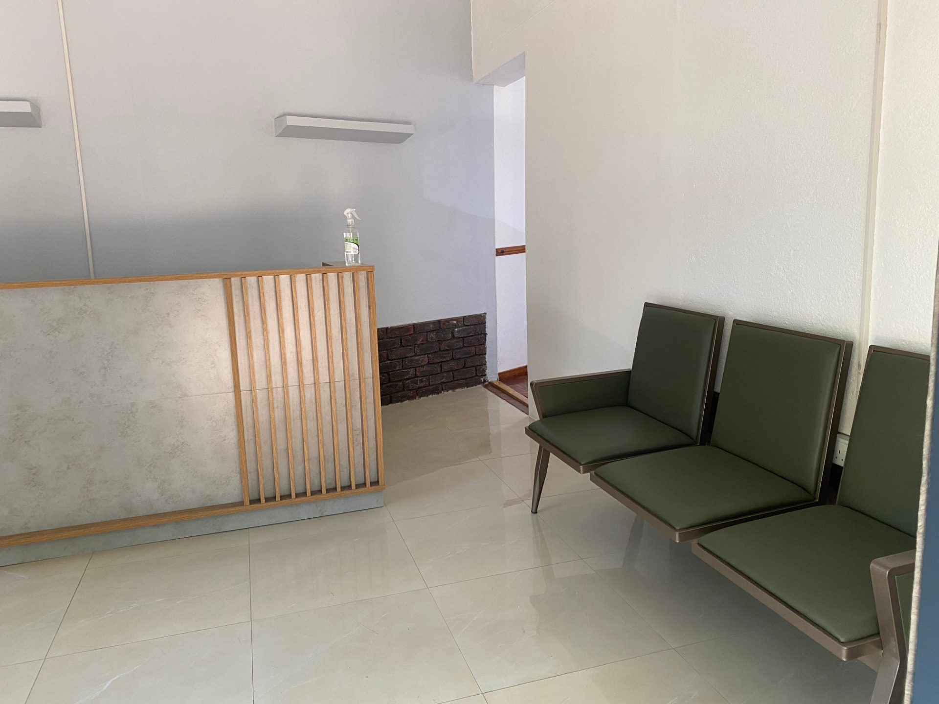 Calm, comfortable waiting lounge